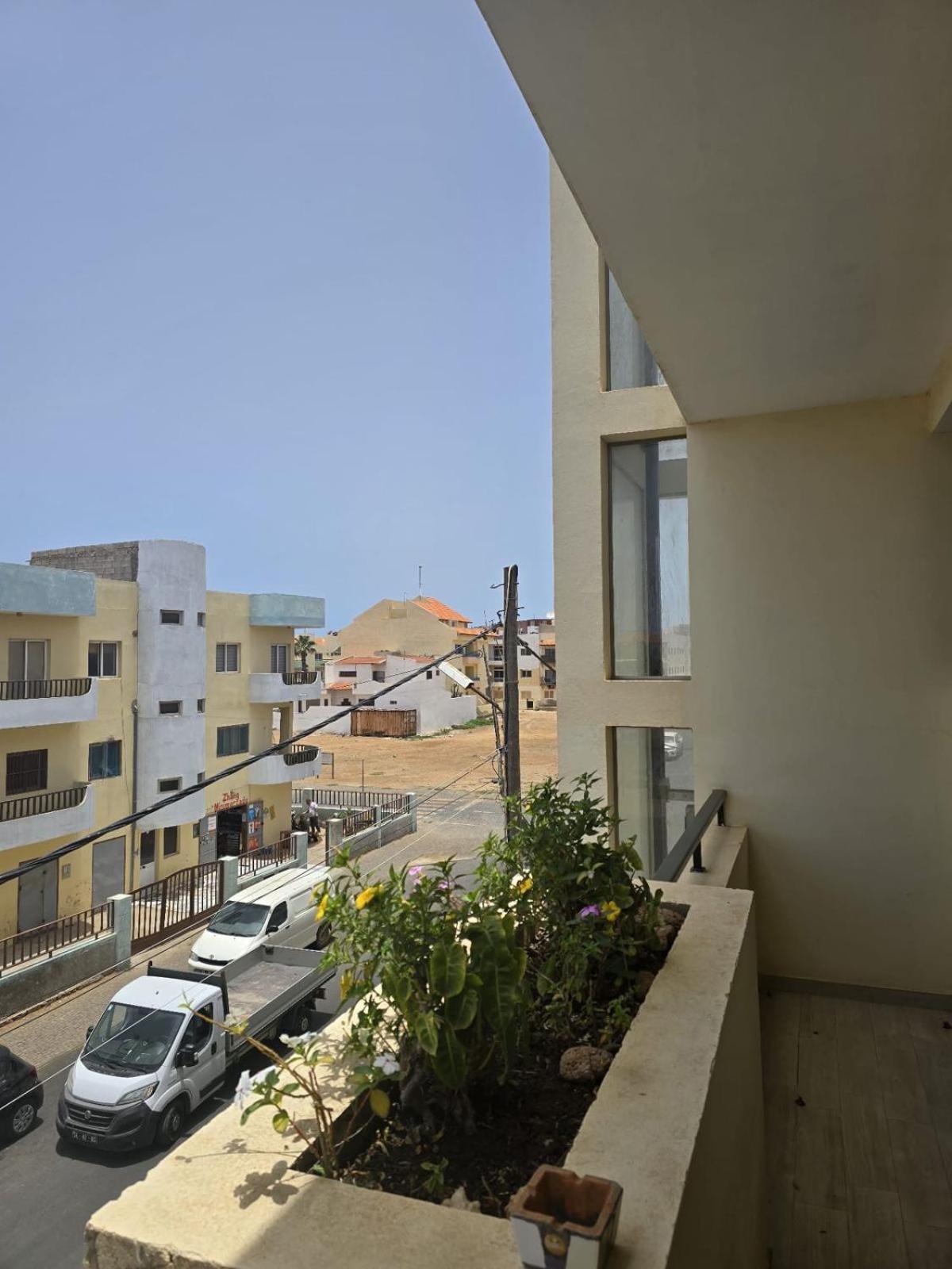 Surf House Cabo Verde Санта-Мария Экстерьер фото