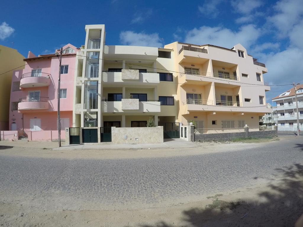 Surf House Cabo Verde Санта-Мария Экстерьер фото