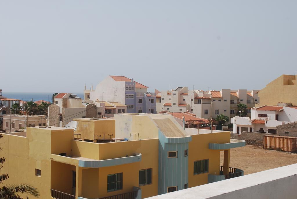 Surf House Cabo Verde Санта-Мария Экстерьер фото